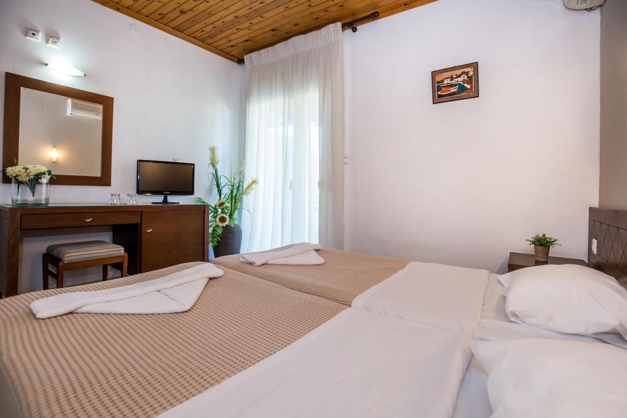 Astris Sun Hotel Zimmer foto